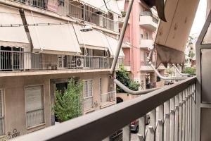Balkón nebo terasa v ubytování Flat in central Athens - Pangrati