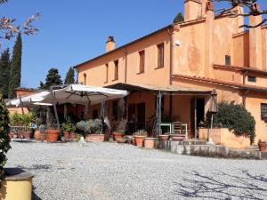 Hoone, kus the country house asub
