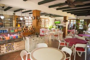 Un restaurante o sitio para comer en Kampaoh Tarifa