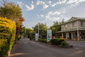 フランクストンにあるBIG4 Mornington Peninsula Holiday Parkの看板通り