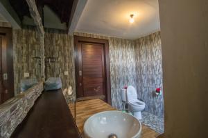 Koupelna v ubytování Villa Wedang