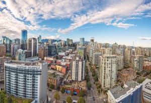 Best Western Premier Chateau Granville Hotel & Suites & Conference Centre