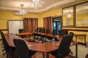 Kawasan bisnes dan/atau bilik persidangan di Elizabeth Manor Guest House