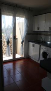 A kitchen or kitchenette at Casa Rural las Burbujas
