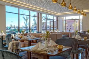 Restaurace v ubytování Be Live Collection Marrakech Adults Only All inclusive