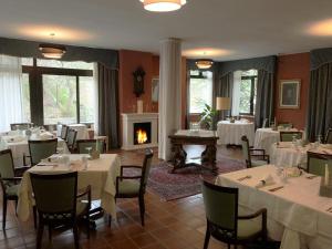 En restaurant eller et andet spisested på Villa San Carlo