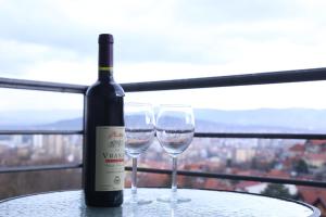 Nápoje v ubytování Garni Hotel Niš City View