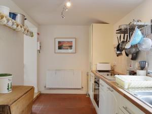 A kitchen or kitchenette at Park Lodge 