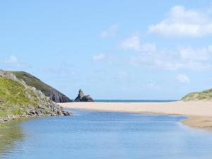A beach at or near the vacation home 