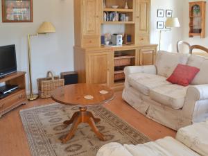 A seating area at Cornhill Hall Lodge 