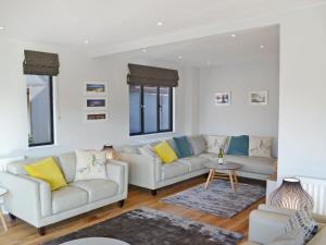 A seating area at Bay Tree Lodge 