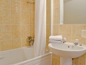 A bathroom at Russets 