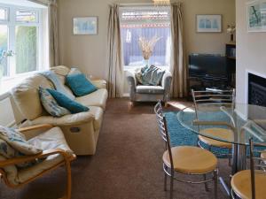 A seating area at Fir Tree Cottage 