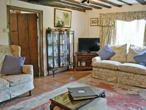 A seating area at Horseshoes Farm House 
