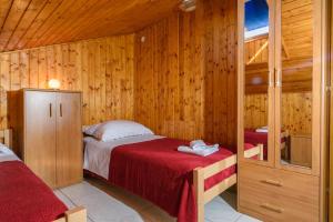Postel nebo postele na pokoji v ubytování Accommodation Mamut