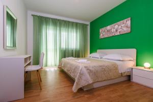Postel nebo postele na pokoji v ubytování Accommodation Mamut