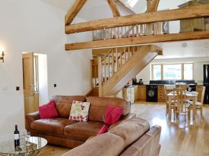 A seating area at Brynbanc Lodge 