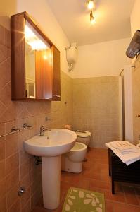 Φωτογραφία από το άλμπουμ του Agriturismo Casale Contessa σε Montebuono +54 φωτογραφίες