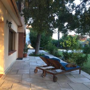 A garden outside Anna's Mansion