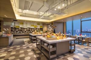 Makanan di atau berdekatan aparthotel ini
