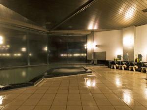 Majoituspaikassa Shimoda View Hotel tai sen lähellä sijaitseva uima-allas