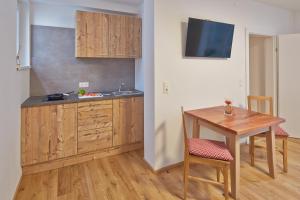 Η κουζίνα ή μικρή κουζίνα στο Apartment Markt Ardagger