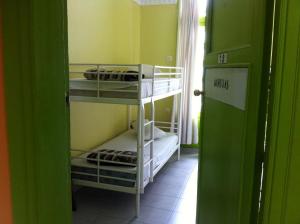 Posteľ alebo postele v izbe v ubytovaní Zeus Hostel
