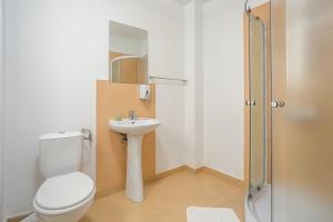 Koupelna v ubytování Casa Sofia + 37 fotografií