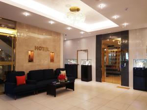 Lobbyen eller receptionen på Hotel Wooyeon Flora