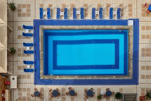 Bazén v ubytování Safir Hotel Cairo nebo v jeho okolí