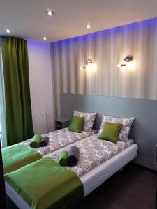 Posteľ alebo postele v izbe v ubytovaní Apartament Marina View