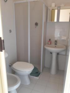 A bathroom at Alloggio Taddei