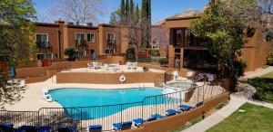 an image of a swimming pool at a apartment complex at Villas of Sedona, a VRI resort in Sedona
