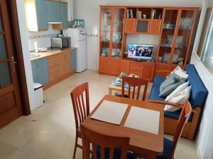 Kuchyň nebo kuchyňský kout v ubytování Apartamento San Sebastián de la Gomera
