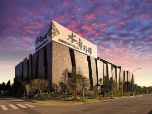 a large building on the side of a street at Shuei Wu Villa in Taichung