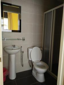 Koupelna v ubytování Xenia Homestay