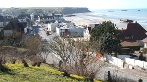 Afbeelding uit fotogalerij van La Caravelle 10 Boulevard Gilbert Longuet in Arromanches-les-Bains