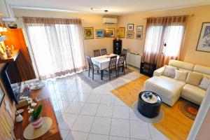 Galeriebild der Unterkunft Holiday Apartment Ivan in Murter