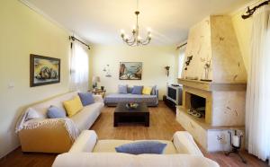 Posedenie v ubytovaní Sani Beach Villa