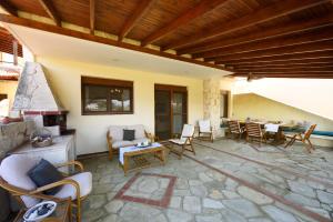 Posedenie v ubytovaní Sani Beach Villa