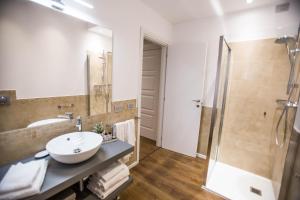 Kúpeľňa v ubytovaní Arena Suite