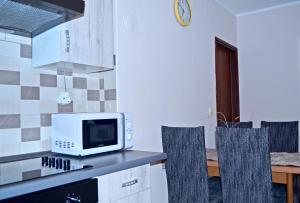 Kuchnia lub aneks kuchenny w obiekcie Apartment MARA