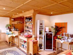 Wein & Landhaus Willi Opitz italokat is kínál