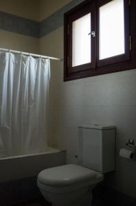 Koupelna v ubytování Olive Grove Zakynthos