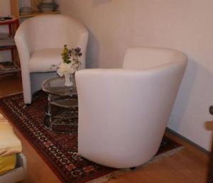 A seating area at Studio in Chasa Quirin