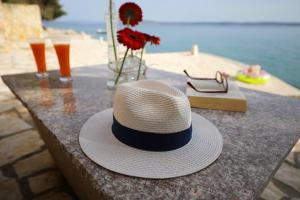 Galeriebild der Unterkunft Apartments by the sea Starigrad Paklenica in Tribanj-Krušćica