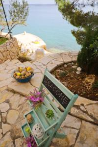 Galeriebild der Unterkunft Apartments by the sea Starigrad Paklenica in Tribanj-Krušćica