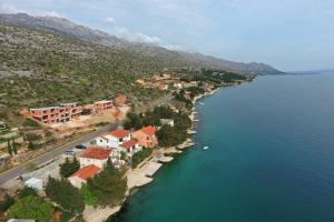 Galeriebild der Unterkunft Apartments by the sea Starigrad Paklenica in Tribanj-Krušćica