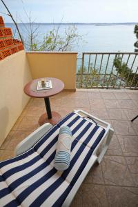 Galeriebild der Unterkunft Apartments by the sea Starigrad Paklenica in Tribanj-Krušćica