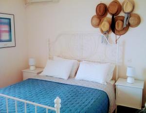 Katil atau katil-katil dalam bilik di Adriatic View Villa